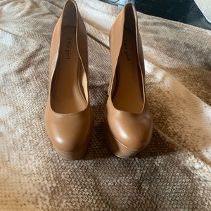 Nude platform heel